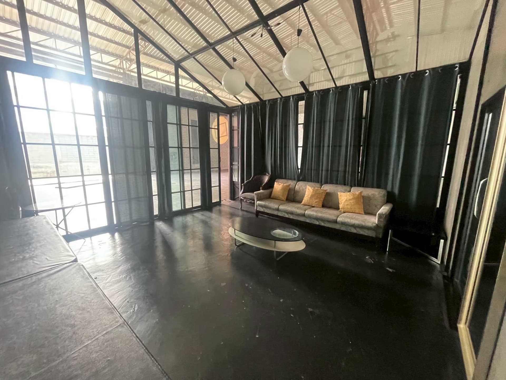 Dressing Room 2